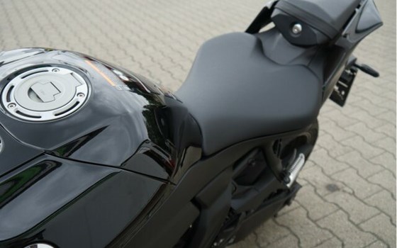 Gebrauchtmotorrad Yamaha R7 - Bild 10