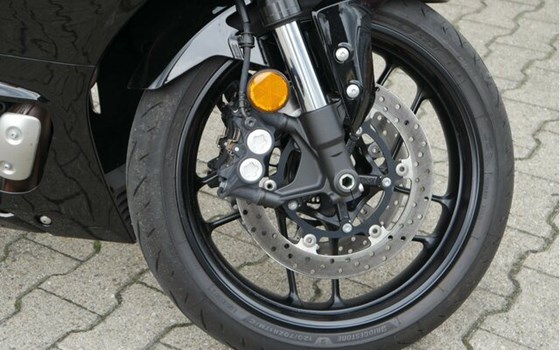 Gebrauchtmotorrad Yamaha R7 - Bild 3