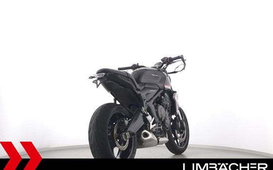 Gebrauchtmotorrad Triumph Trident 660 - Bild 8