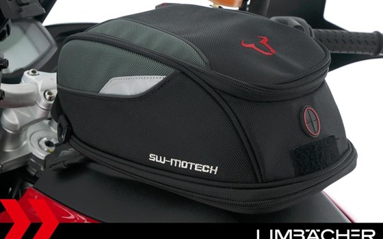Gebrauchtmotorrad Aprilia Caponord 1200 ABS Travelpack - Bild 13