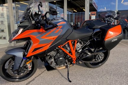 KTM 1290 Super Duke GT