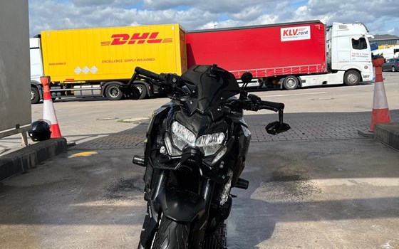 Gebrauchtmotorrad Kawasaki Z900RS (70kW) - Bild 5