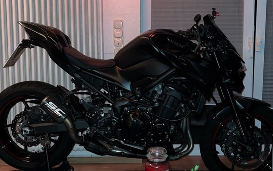 Gebrauchtmotorrad Kawasaki Z900RS (70kW) - Bild 1