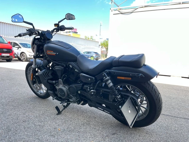 Harley-Davidson Nightster Special (schwarz) - Bild 12