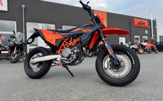 Gebrauchtmotorrad KTM 690 SMC R - Bild 2
