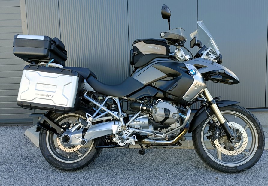 BMW R 1200 GS (ostra-grau metallic matt)
