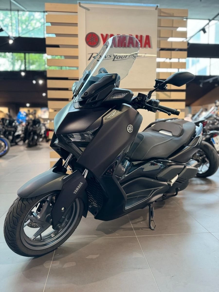 Yamaha XMAX 300 Tech MAX