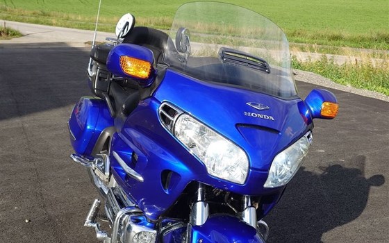 Gebrauchtmotorrad Honda GL 1800 Goldwing - Bild 2