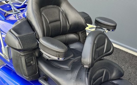 Gebrauchtmotorrad Honda GL 1800 Goldwing - Bild 9