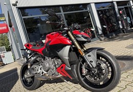 Gebrauchte Ducati Streetfighter V2
