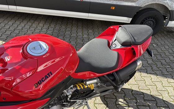 Gebrauchtmotorrad Ducati Streetfighter V2 - Bild 17