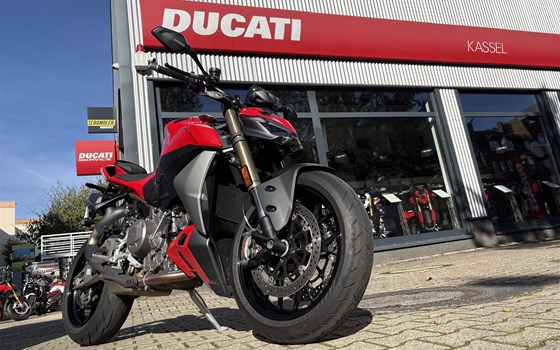Gebrauchtmotorrad Ducati Streetfighter V2 - Bild 6