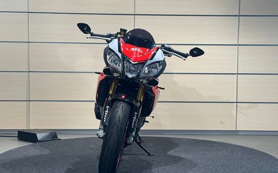 Gebrauchtmotorrad Aprilia Tuono V4 1100 Factory - Bild 4