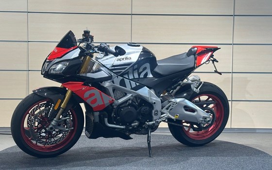 Gebrauchtmotorrad Aprilia Tuono V4 1100 Factory - Bild 7