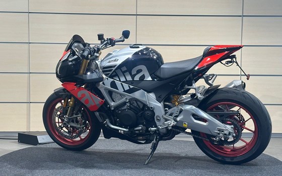 Gebrauchtmotorrad Aprilia Tuono V4 1100 Factory - Bild 8