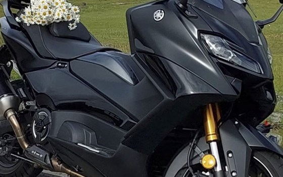 Gebrauchtmotorrad Yamaha TMAX 560 - Bild 3