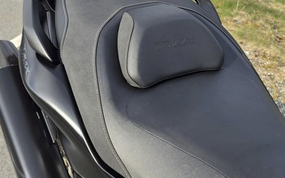 Gebrauchtmotorrad Yamaha TMAX 560 - Bild 4