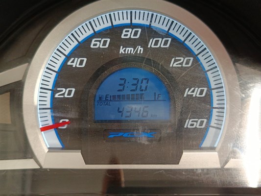Honda PCX125 (rot) - Bild 4