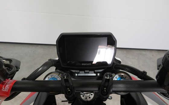 Gebrauchtmotorrad Ducati Hypermotard V2 SP - Bild 9