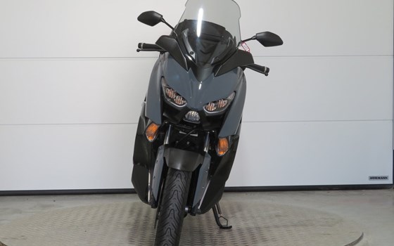 Gebrauchtmotorrad Yamaha XMAX 300 Tech MAX - Bild 2