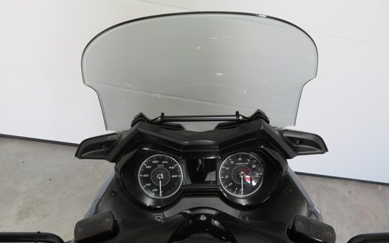 Gebrauchtmotorrad Yamaha XMAX 300 Tech MAX - Bild 9