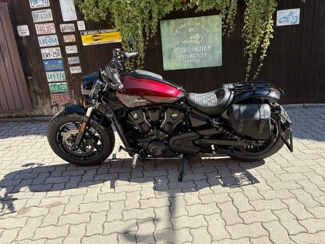 Indian Scout Bobber 125th Anniversary Edition