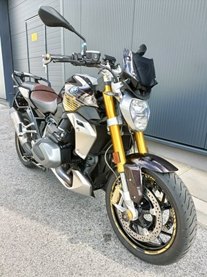 BMW R 1250 R (Option 719 stardust metallic) - Bild 3