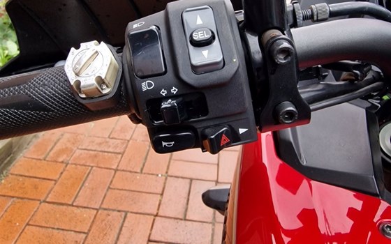 Gebrauchtmotorrad Kawasaki Versys 1000 - Bild 5