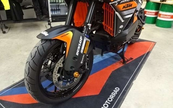 Gebrauchtmotorrad KTM 1390 Super Duke R EVO - Bild 3