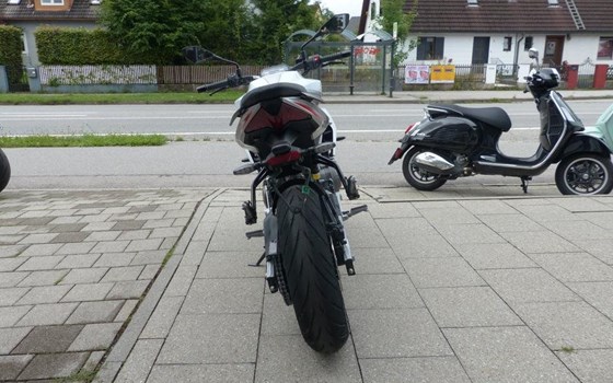 Neufahrzeug Aprilia Tuono 457 - Bild 11