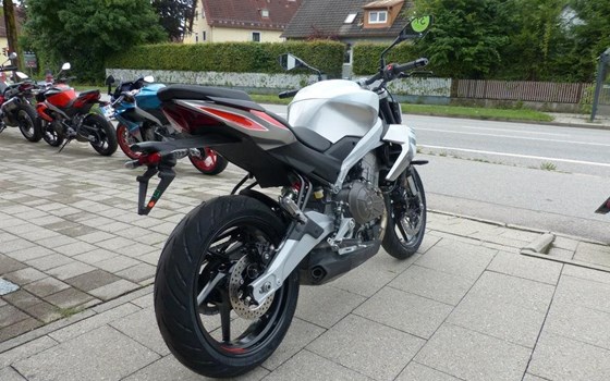 Neufahrzeug Aprilia Tuono 457 - Bild 14
