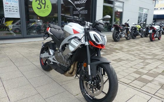 Neufahrzeug Aprilia Tuono 457 - Bild 18
