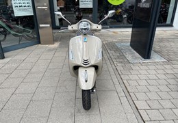 Neumotorrad Vespa GTS 310