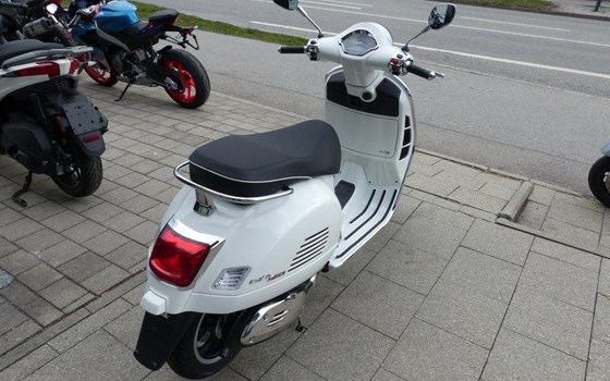 Neufahrzeug Vespa GTS 310 Super - Bild 11