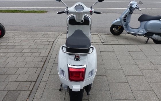 Neufahrzeug Vespa GTS 310 Super - Bild 9