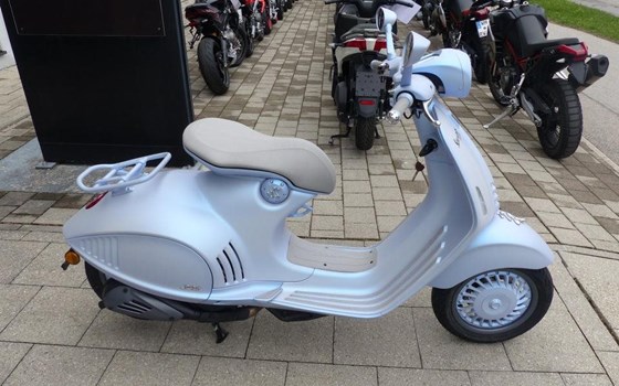 Neufahrzeug Vespa 946 Snake - Bild 13