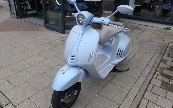 Neufahrzeug Vespa 946 Snake - Bild 3