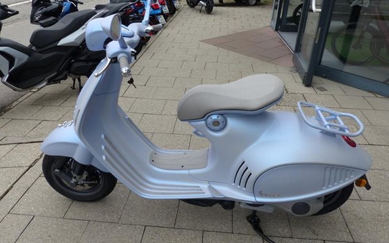 Neufahrzeug Vespa 946 Snake - Bild 5