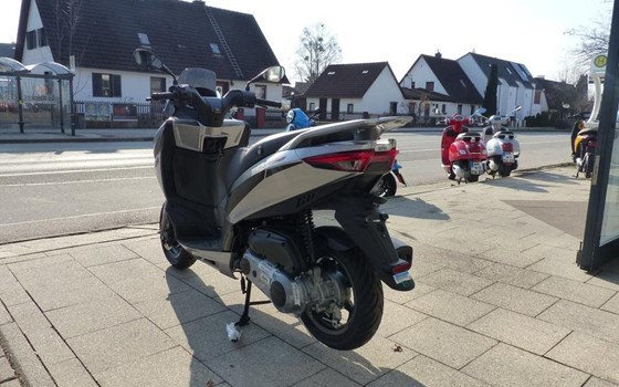 Neufahrzeug Aprilia SXR 50 - Bild 7