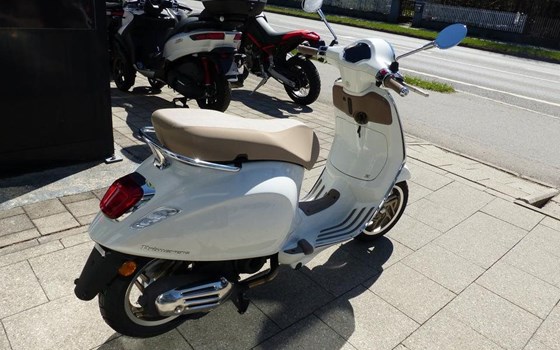 Neufahrzeug Vespa Primavera 50 S - Bild 12