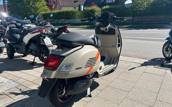 Neufahrzeug Vespa GTV 310 - Bild 12