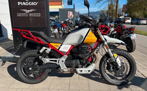Gebrauchtmotorrad Moto Guzzi V85 TT - Bild 7