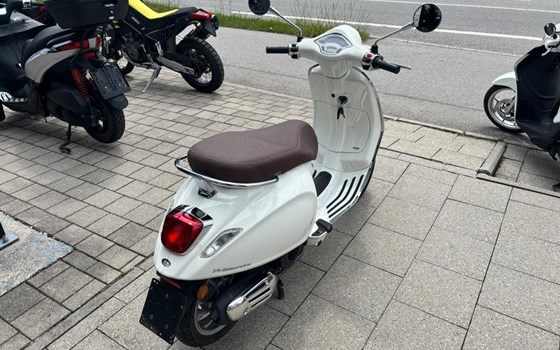 Gebrauchtmotorrad Vespa Primavera 125 - Bild 11