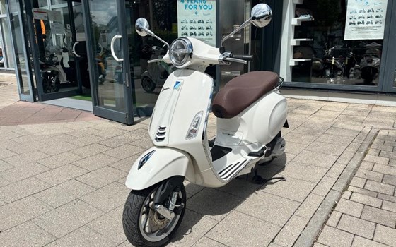 Gebrauchtmotorrad Vespa Primavera 125 - Bild 4