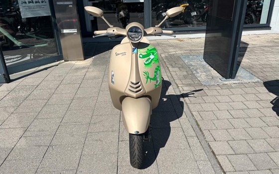 Neufahrzeug Vespa 946 Dragon - Bild 1