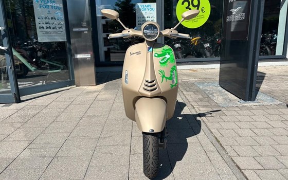 Neufahrzeug Vespa 946 Dragon - Bild 2