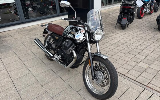 Gebrauchtmotorrad Moto Guzzi V7 III Anniversario - Bild 15