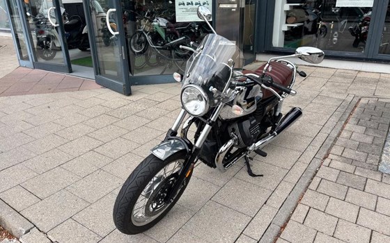Gebrauchtmotorrad Moto Guzzi V7 III Anniversario - Bild 3