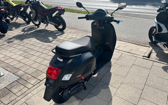 Neufahrzeug Vespa GTS 125 Supersport iGET - Bild 11