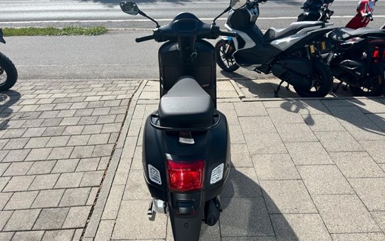 Neufahrzeug Vespa GTS 125 Supersport iGET - Bild 9
